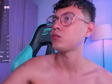 Chaturbate Live Porn of leaneseb