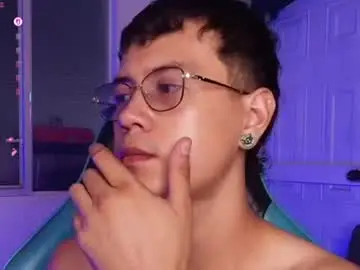 Chaturbate Best live sex cam show of leaneseb