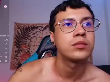 Chaturbate Live Porn of leaneseb
