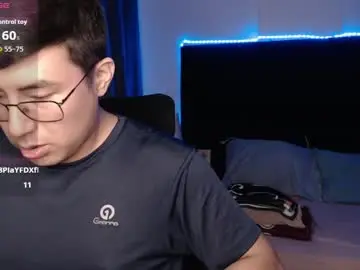 Chaturbate Sex Chat of andrewmhilton_