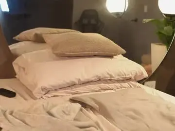 Chaturbate Nude Webcam of mia_belmont