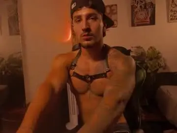 Chaturbate Adult Video Chat of valentino_2201