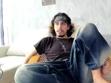 Chaturbate Free Porn Cam of edward_51