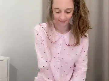 Chaturbate Free Porn Cam of shy_schoolgirl_