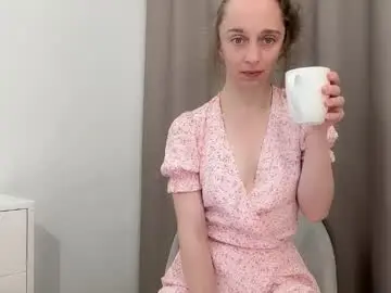 Chaturbate Live Sex Cam of shy_schoolgirl_