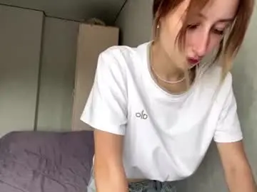 Chaturbate Live Sex Cam of alyshavanpatton