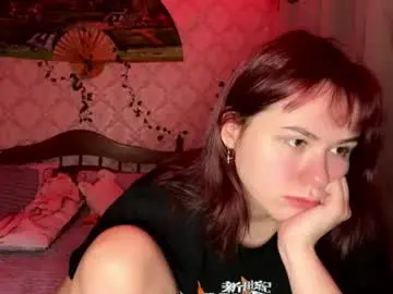 Chaturbate Live Sex Cam of felvivalkitty