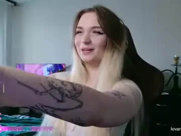 Chaturbate Adult Video Chat of lucysbrain