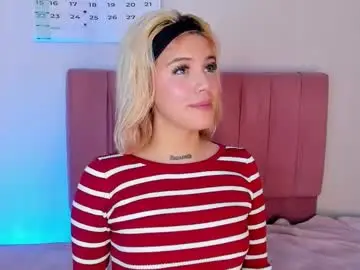 Chaturbate Live Sex Cam of samantha_browwnn