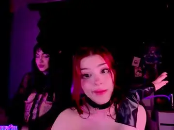 Chaturbate Live Sex Cam of dualhornyfire