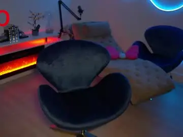 Chaturbate Watch Live Sex Cams of lilbeccaxo