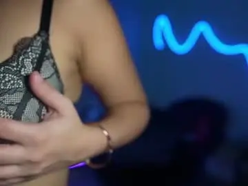 Chaturbate Sex Cam of lilbeccaxo