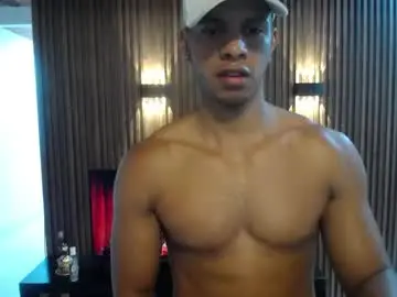 Chaturbate Live Sex Cam of marco_striker