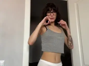 Chaturbate Free Porn Cam of odettehatt
