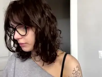 Chaturbate Free Porn Cam of odettehatt