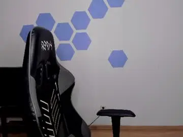 Chaturbate Live Sex Cam of chris_tyson