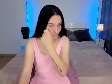 Chaturbate Free Porn Cam of emilygreyy__