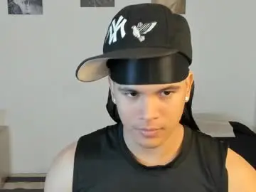 Chaturbate Free Porn Cam of sant_wahlberg