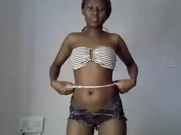 Chaturbate Live Sex Cam of sweetlavie_