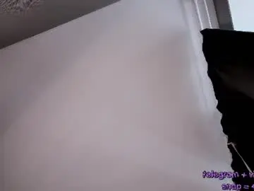 Chaturbate Live Porn of vivian_qwerty