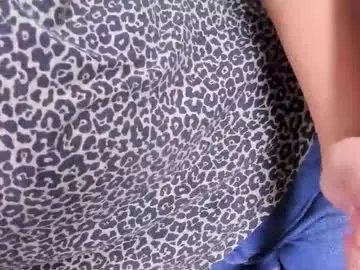 Chaturbate Free Porn Cam of zaphiro__sky