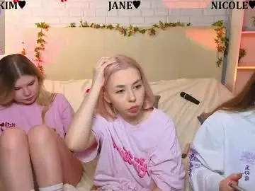 Chaturbate Live Sex Cam of _ramune_