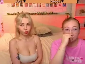 Chaturbate Watch Live Sex Cams of _ramune_