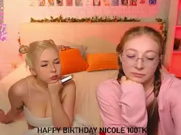 Chaturbate Live Sex Cam of _ramune_