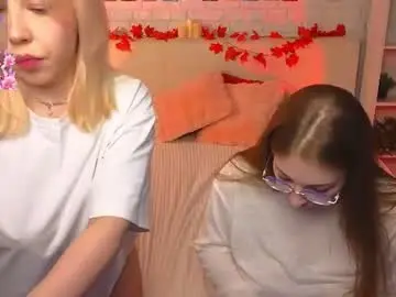 Chaturbate Live Sex Cam of _ramune_
