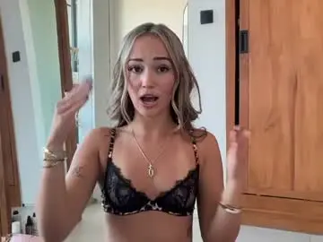 Chaturbate Free Porn Cam of luvlivvyy