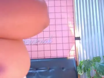Chaturbate Sex Cam of mensia_hernandez