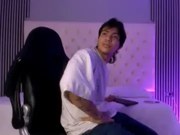 Chaturbate Free Porn Cam of toji_lee