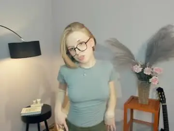 Chaturbate Live Sex Cam of alaineborg