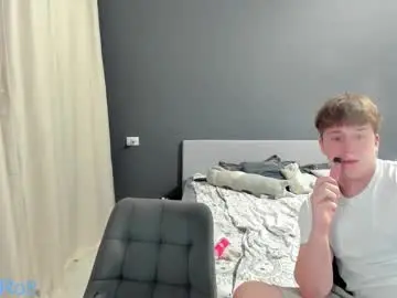 Chaturbate Live Sex Cam of ariel_rouse