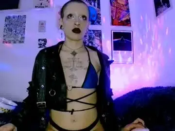 Chaturbate Watch Live Sex Cams of plutonbluemoon_999