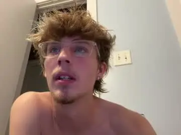 Chaturbate Live Porn of bradyglenxo