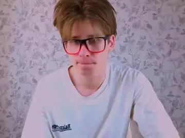 Chaturbate Live Sex Cam of shidoffer77