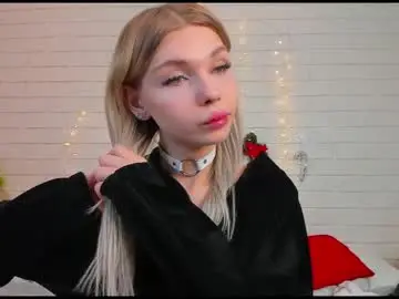 Chaturbate Live Porn of blondy_fina