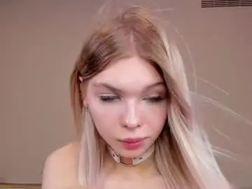 Chaturbate Watch Live Sex Cams of blondy_fina