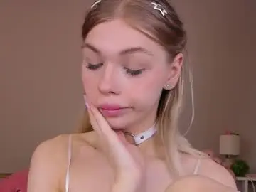 Chaturbate Sex Chat of blondy_fina