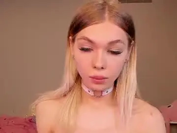 Chaturbate Sex Cam of blondy_fina
