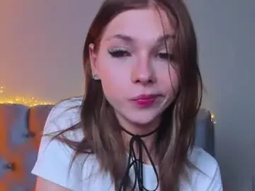 Chaturbate Free Porn Cam of blondy_fina
