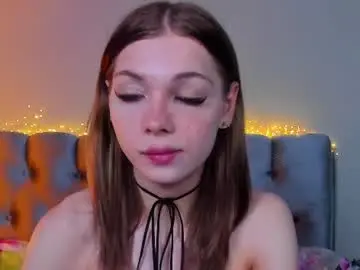 Chaturbate Live Sex Cam of blondy_fina