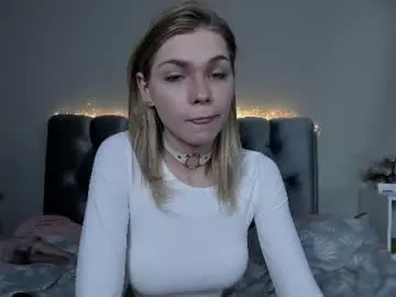 Chaturbate Live Sex of blondy_fina