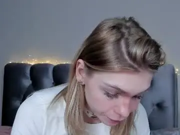 Chaturbate Best live sex cam show of blondy_fina