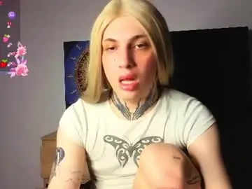 Chaturbate Live Sex Cam of chloevesper