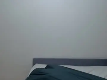 Chaturbate Live Sex Cam of cris_peace