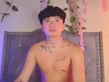 Chaturbate Nude Webcam of daimond_cooper