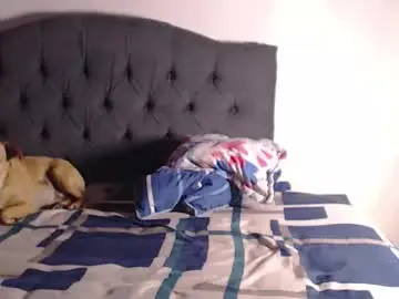 Chaturbate Live Sex Cam of harry_brown2324