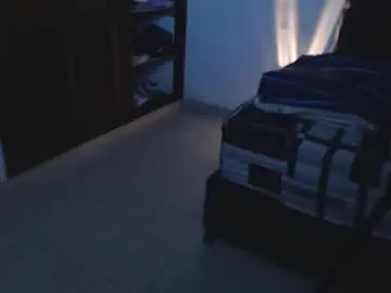 Chaturbate Live Porn of harry_brown2324